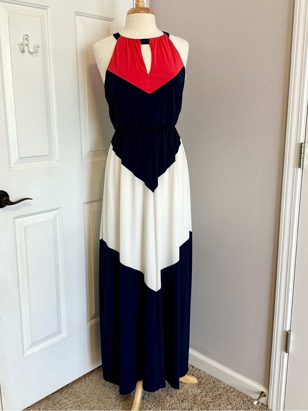 Vince Camuto Coral, Navy & White Colorblock Halter Maxi Dress | Size 2